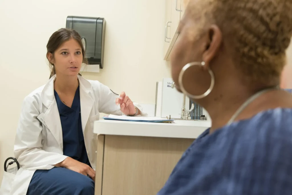 Phòng khám community health ở Houston — lựa chọn cho người không đủ điều kiện ACA hoặc không có giấy tờ